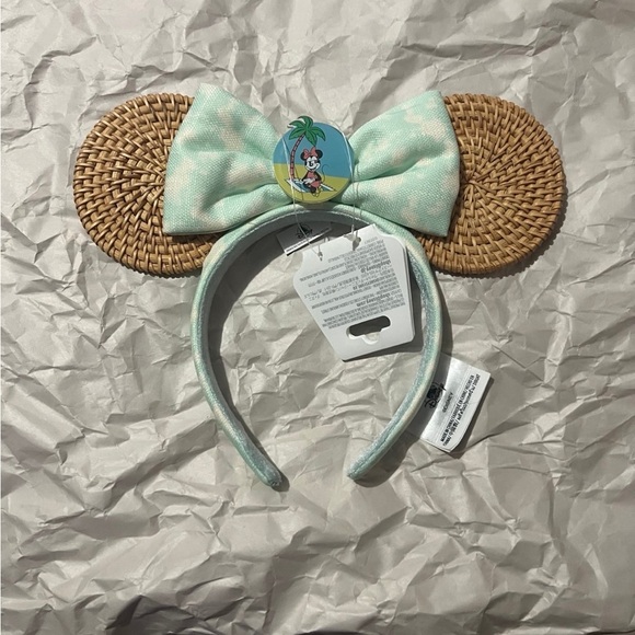Disney Accessories - Disney Beach Minnie Ears